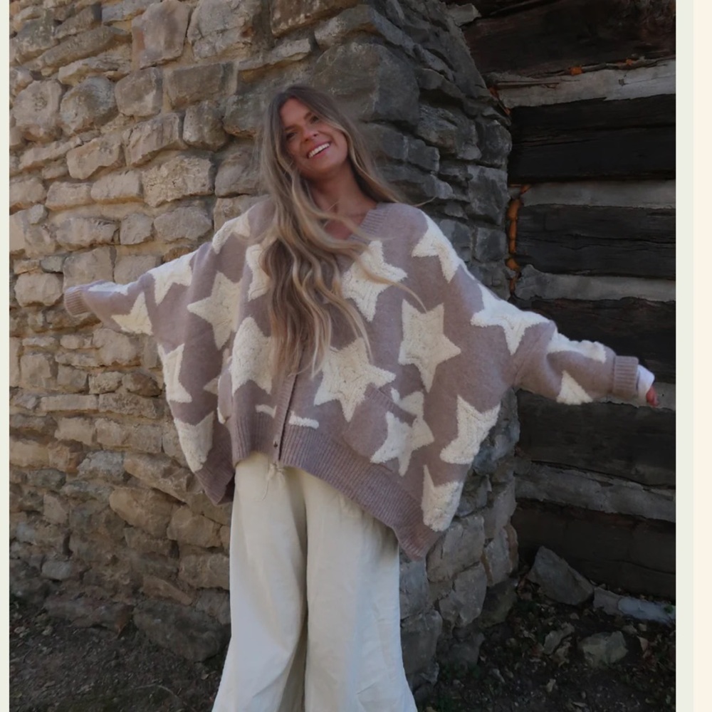 BUCKETLIST Beige and White Star Cardigan - Picture 2 of 5